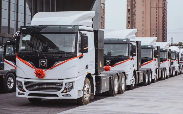 “绿”见安徽!百台徐工新能源牵引车强势入驻