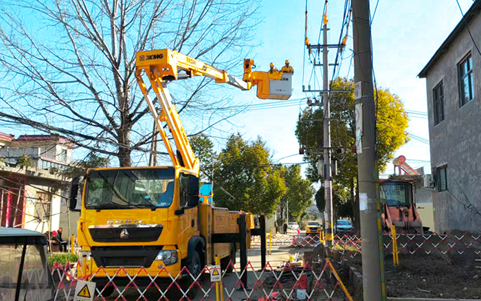 带电作业“零打扰”！徐工GKJH18C绝缘斗臂车“护航”河南乡村电网