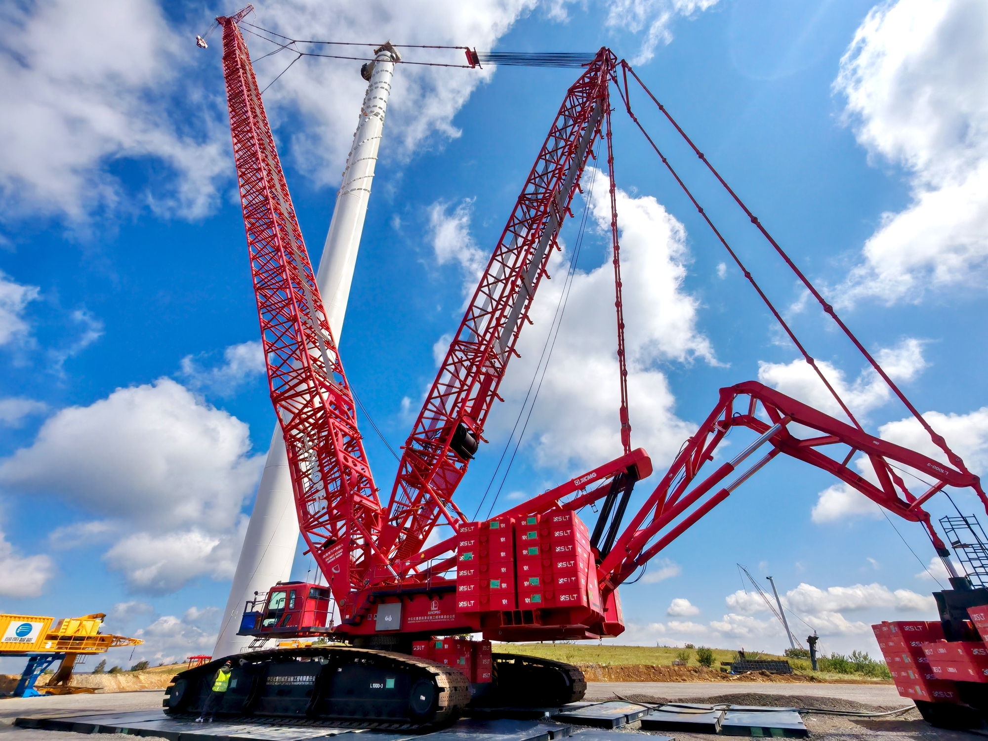 XGC15000A：欧洲山地风电市场的“吊装硬核力量”